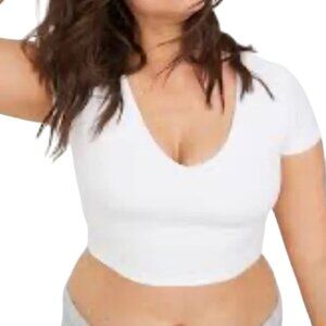Offline by Aerie white cropped V-neck top size L